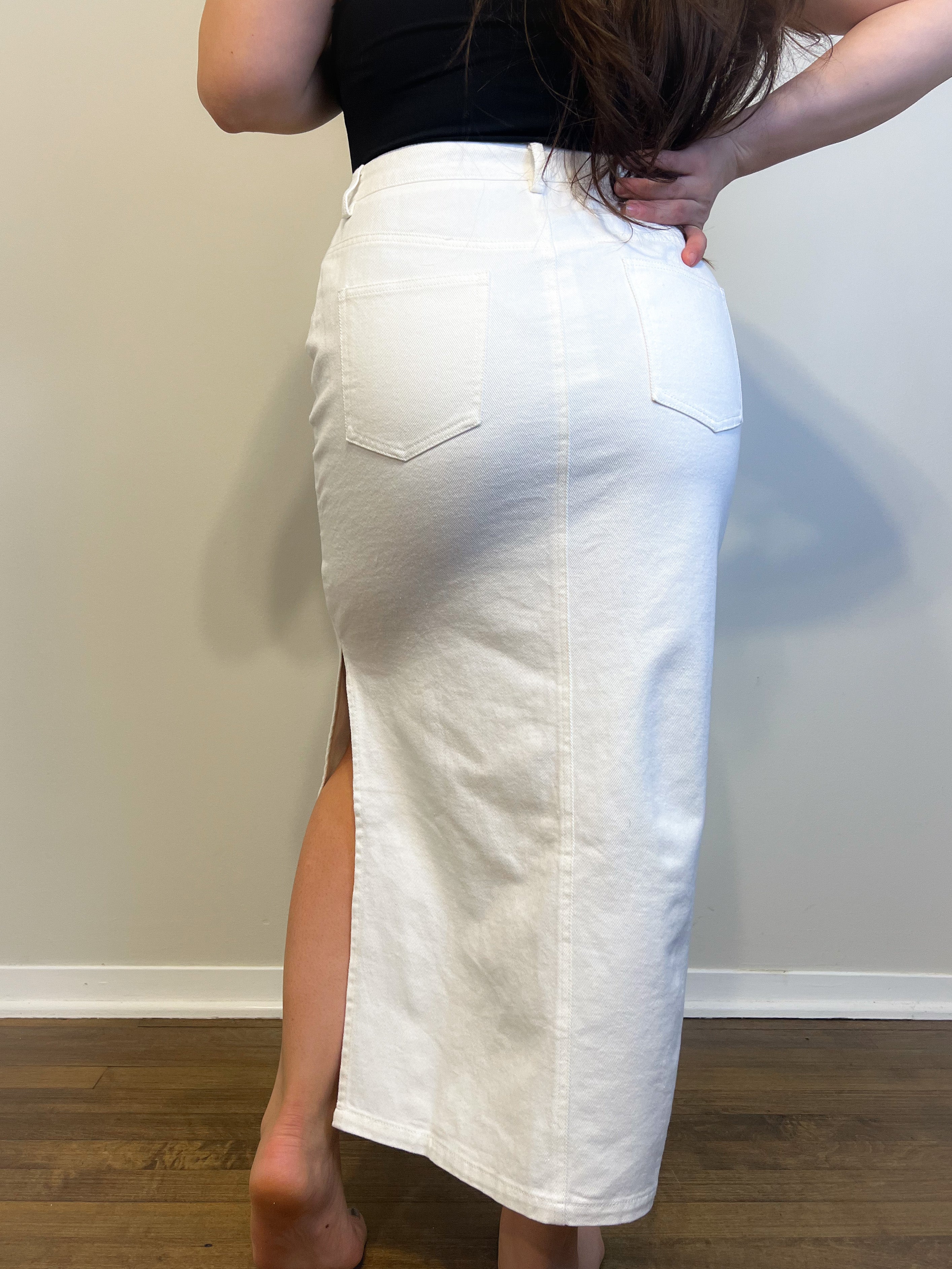 【PORTERNA】Logan Mid-Length Skirts Logan Skirt - Paramount Knit – Peace of Cloth