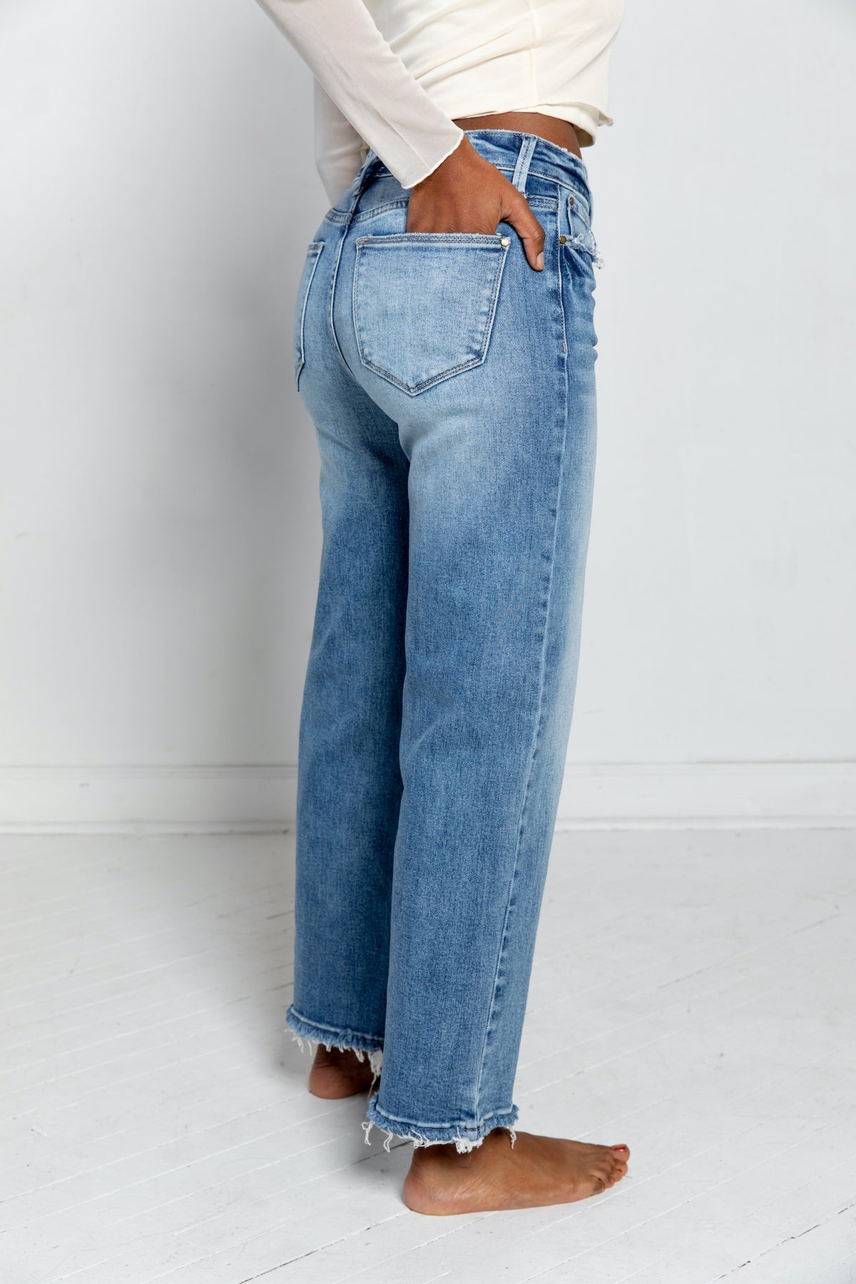 90's Wide Leg Jeans – WATERMOON - Main Image