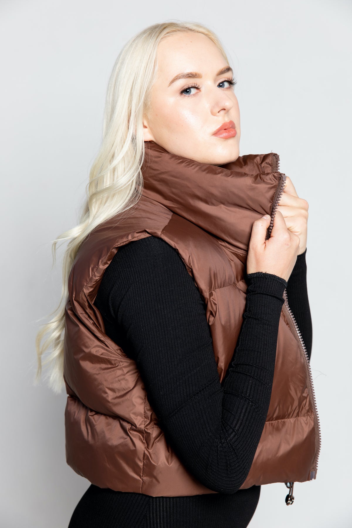 cropped puffer vest brown zip up with draw  string and wide collar front